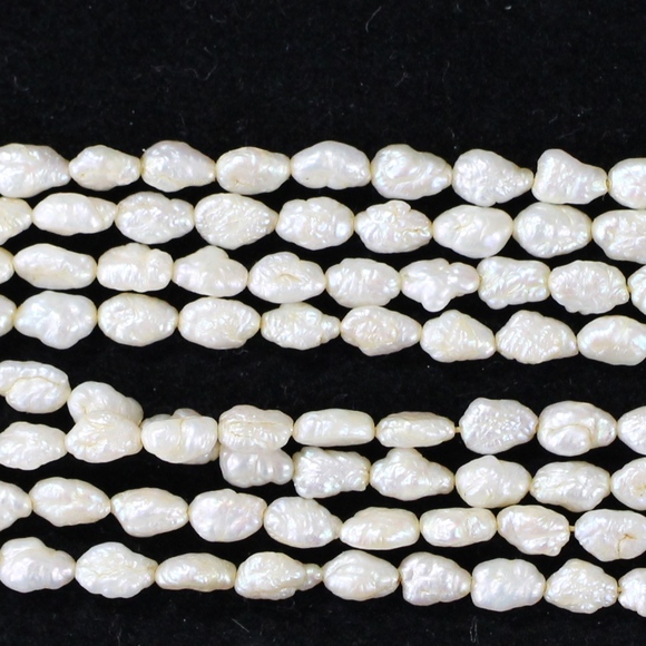 White Freshwater Pearls (4mm) - Picture 3 of 5